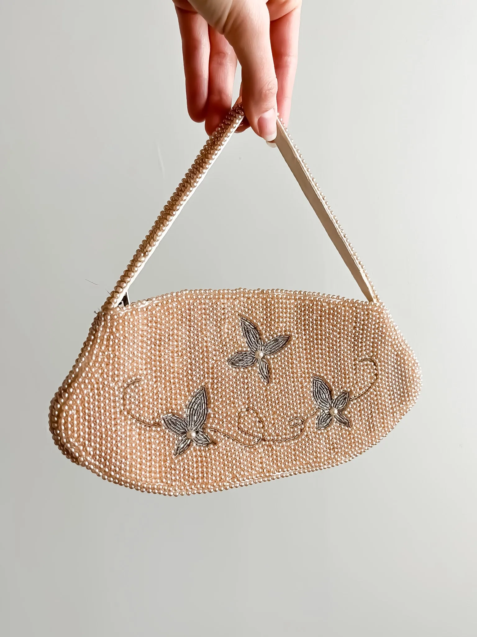 Beautiful 50's Needlepoint Rose Gold Floral Pearl Evening Bag