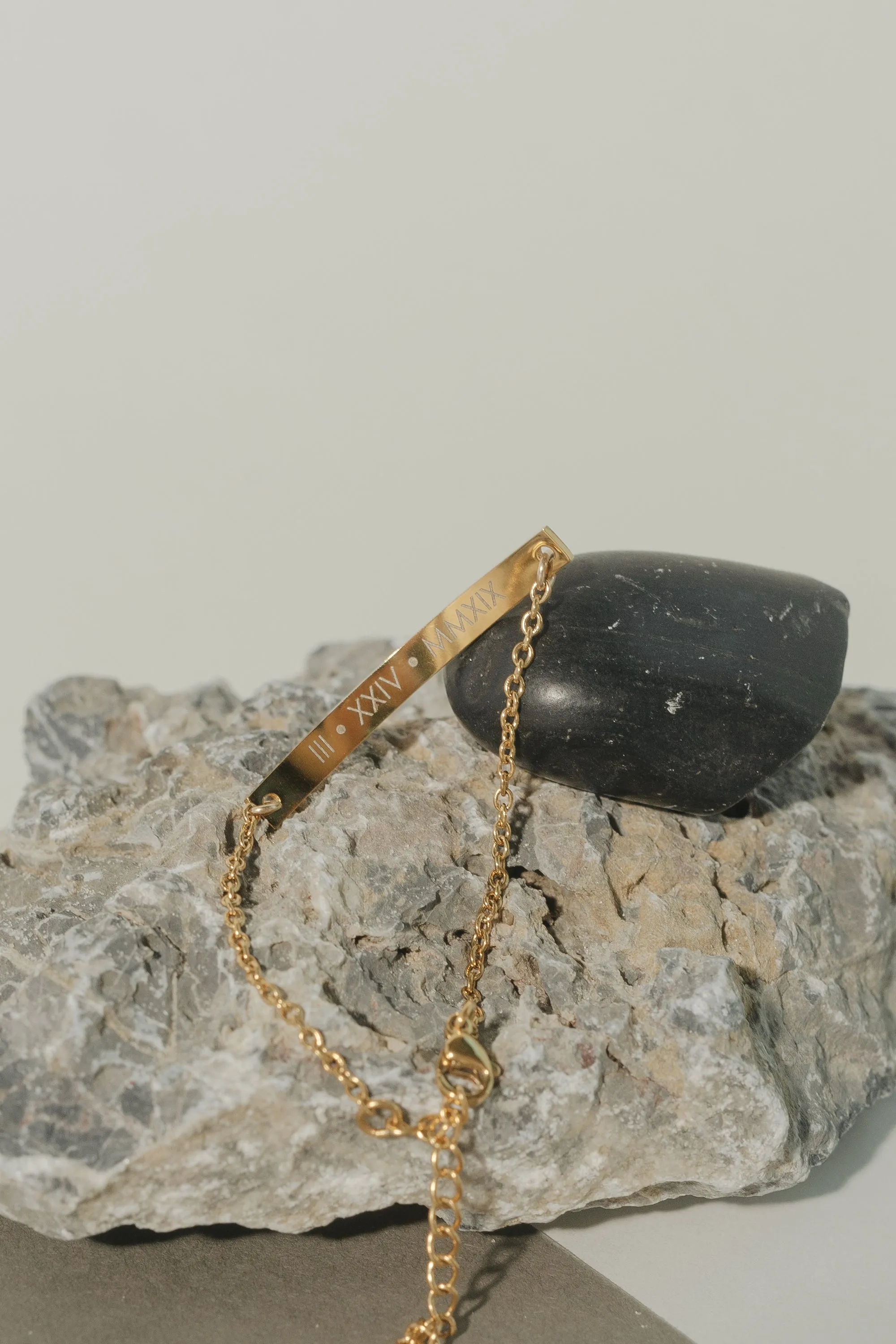 Epithet Bar Bracelet [Personalize]