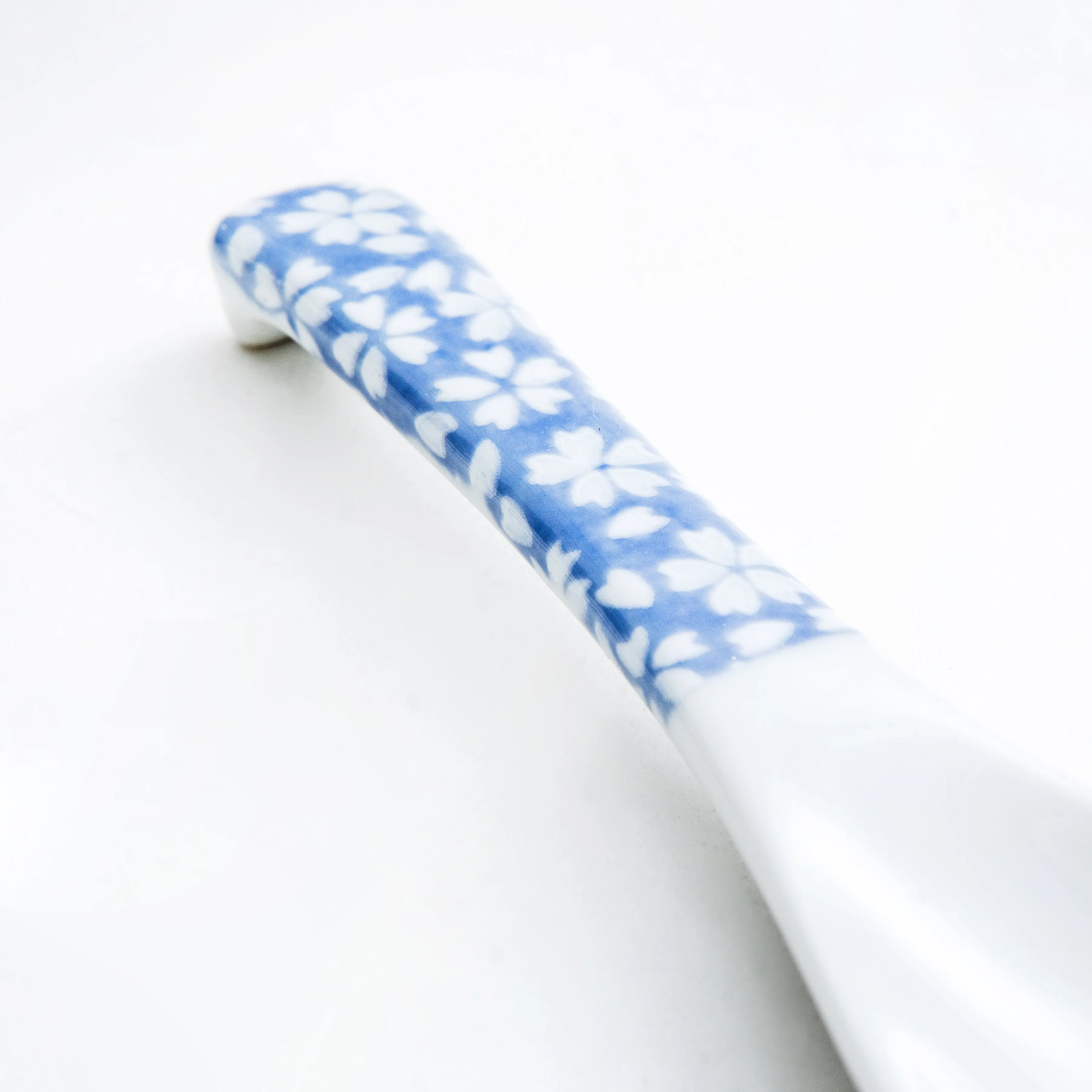 Floral Dyed Pattern Porcelain Soup Spoon