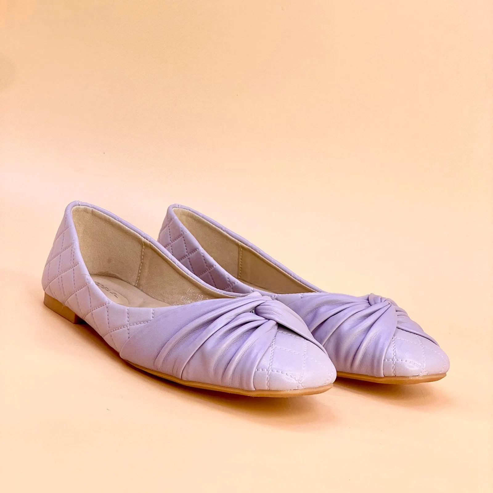 NEW ,  WOMEN FLAT SHOES W239