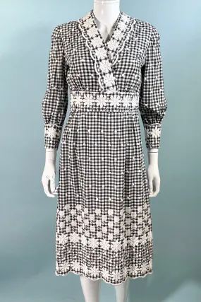 Vintage 60s Black/White Check Embroidered Dress, Gingham Check Dress M