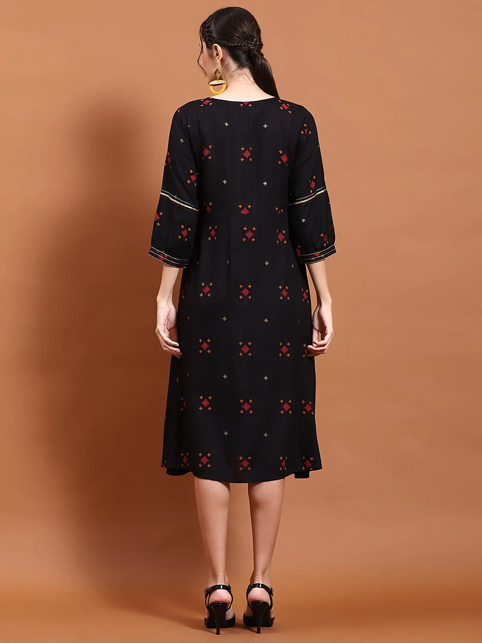 Women Black Geometric Print Dress